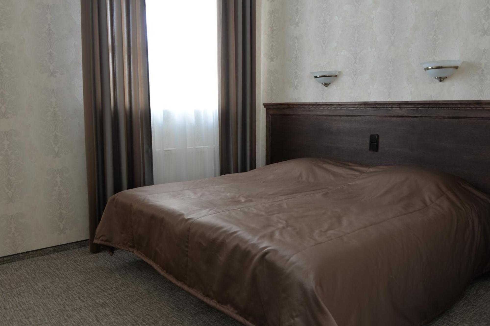 Saulys Hotel Šiauliai Екстериор снимка